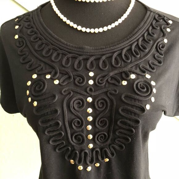 Beautiful shirt by Ruby Rd. In size small - Picture 2 of 3